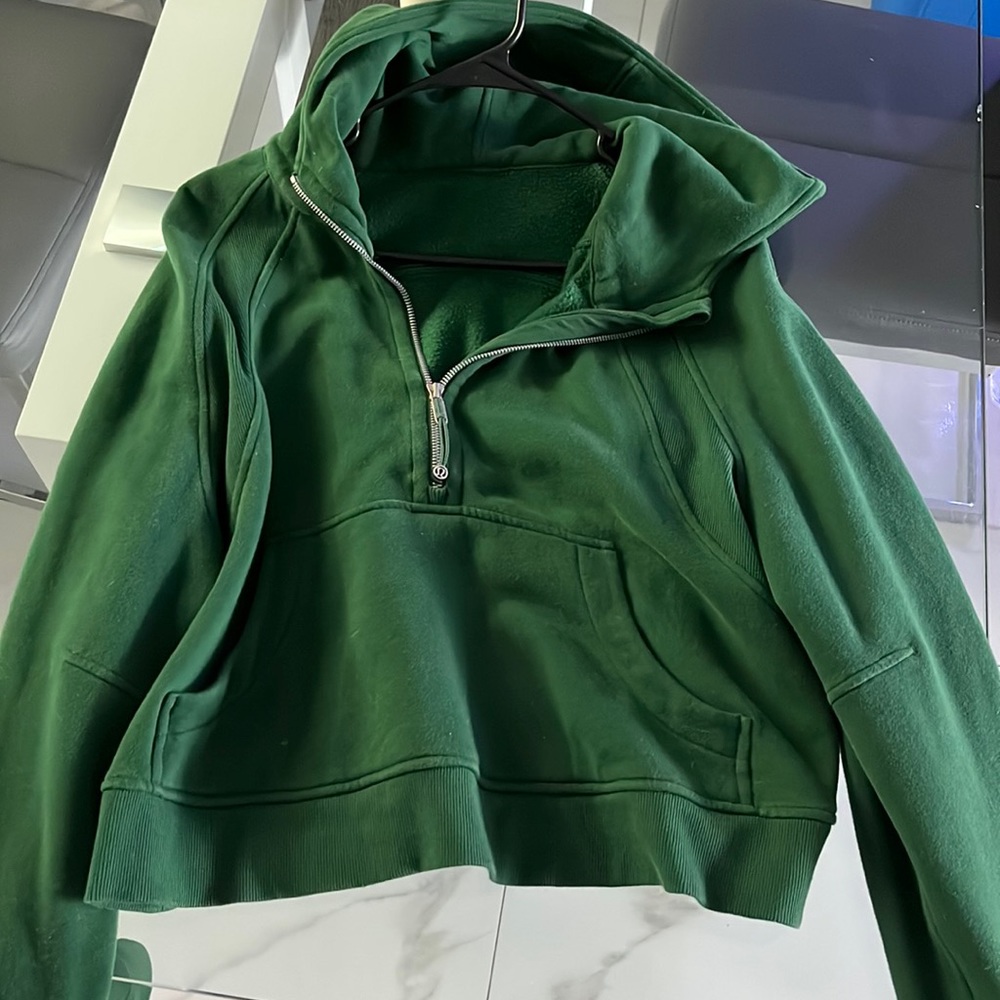 Lululemon half zip scuba